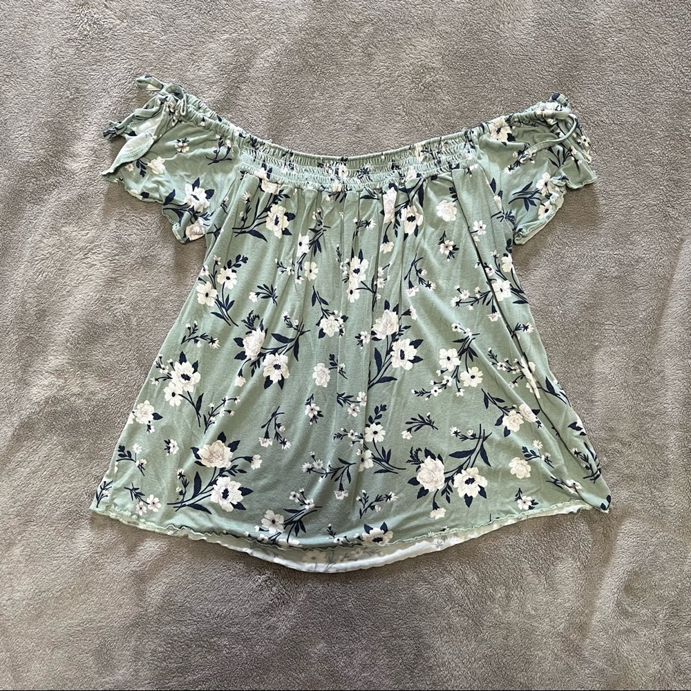AEO Green Patterned Strapless Top